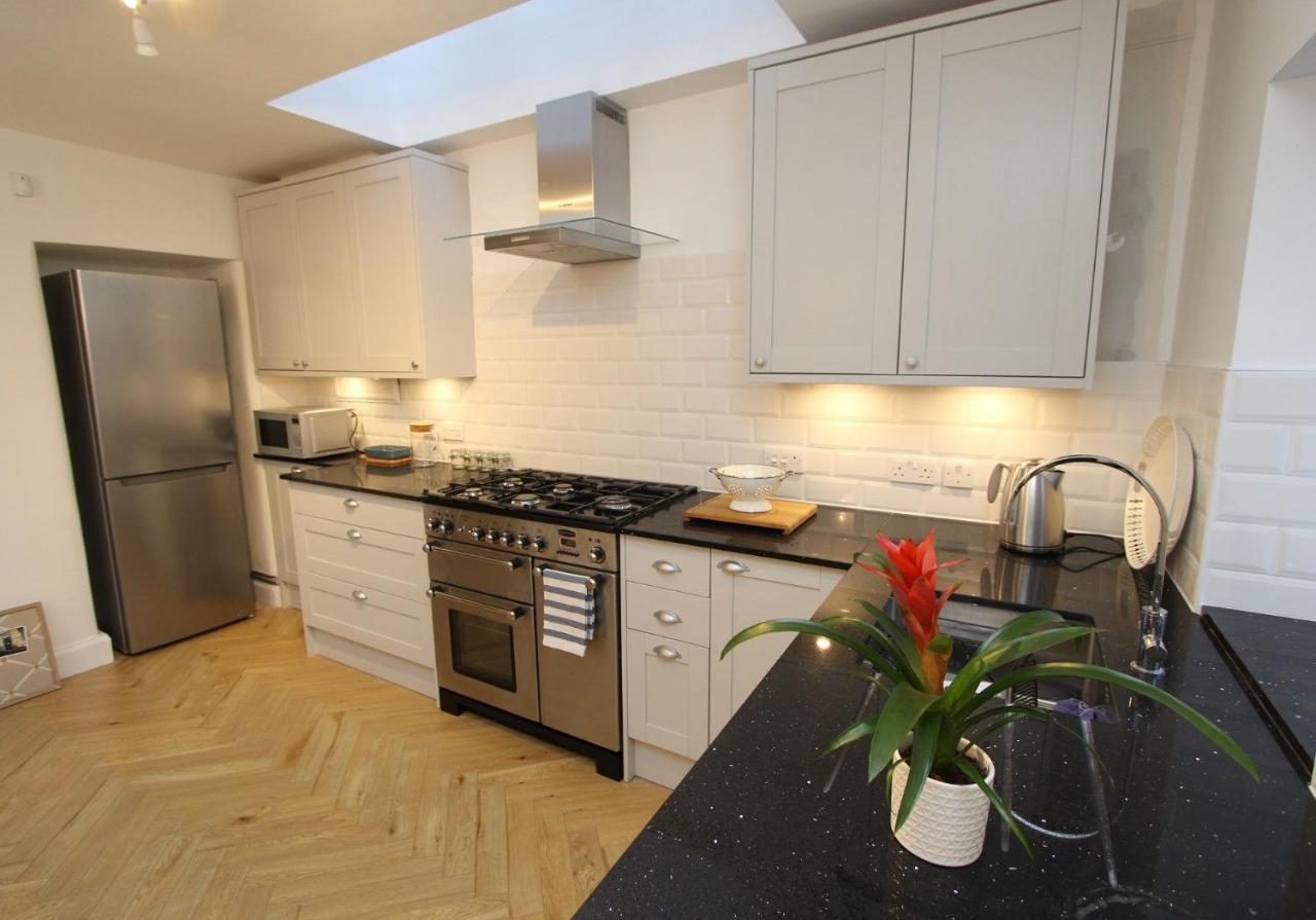 Centre New Town 2 Bedroom Flat * Édimbourg